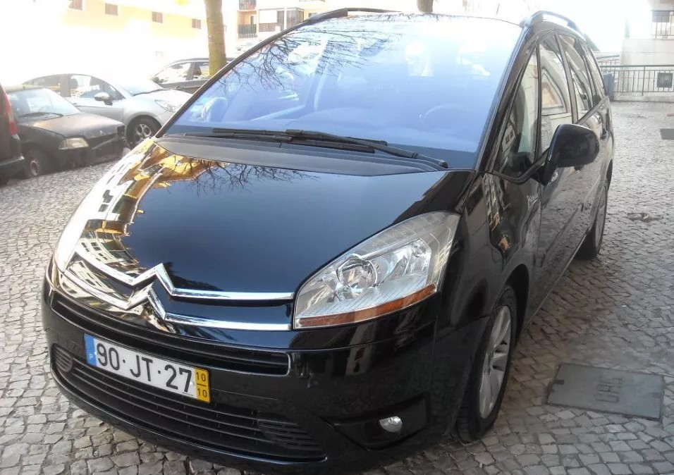 Left hand drive CITROEN C4 GRAND PICASSO 1.6 HDI DYNAMIQUE PORTUGUESE REG